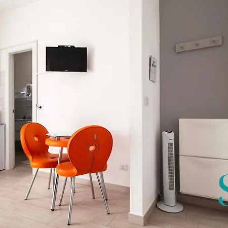 Apartment Life - Fiera