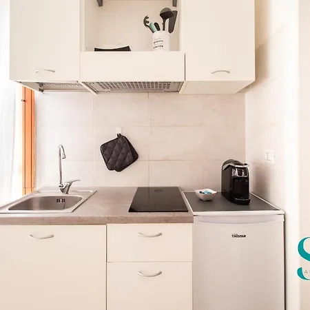 Apartment Life - Fiera